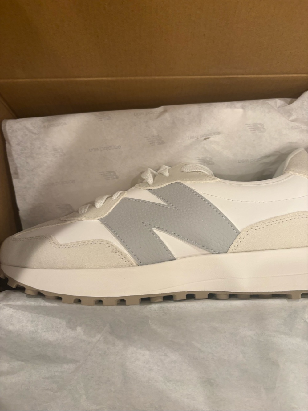 NEW BALANCE 327 - Picture 9 of 10